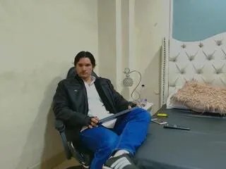 winston_cox from Flirt4Free