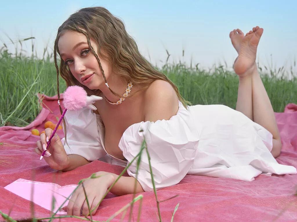 Masturbate to sexy model AdeleWood AdeleWood from LiveJasmin