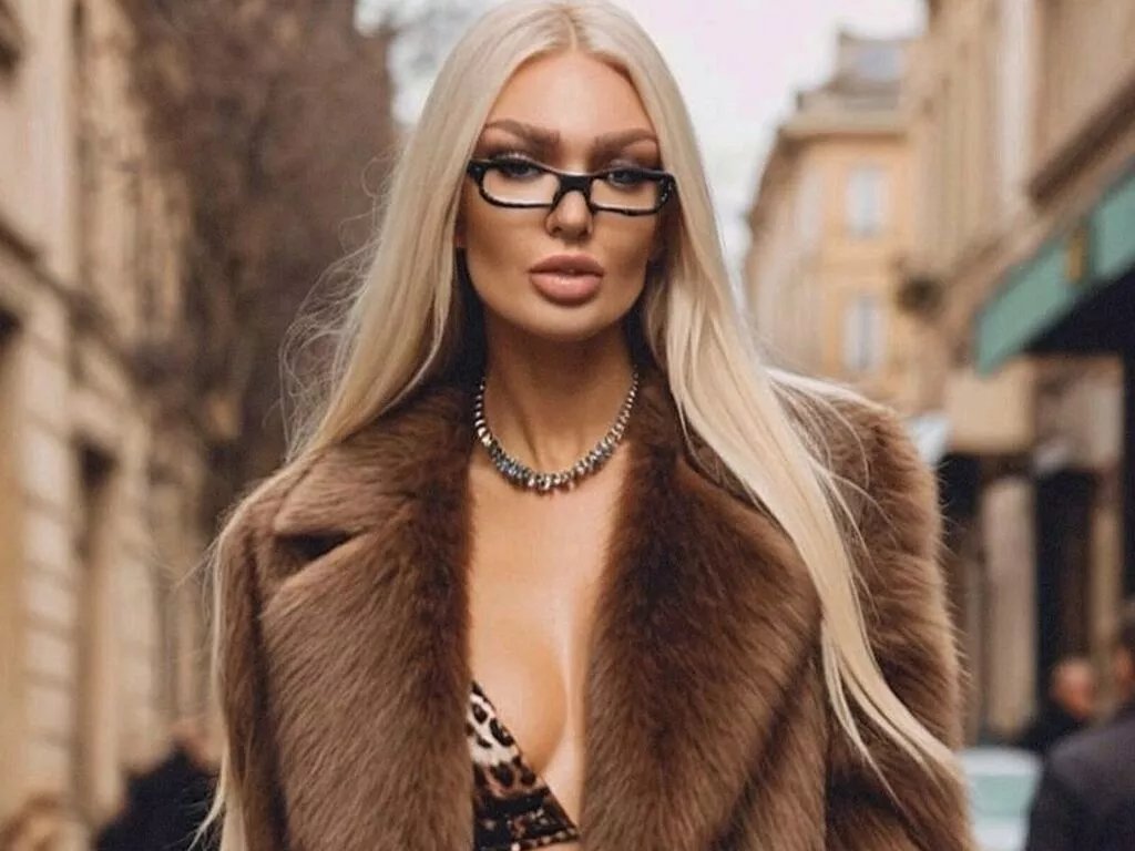 AlexaBesten from LiveJasmin