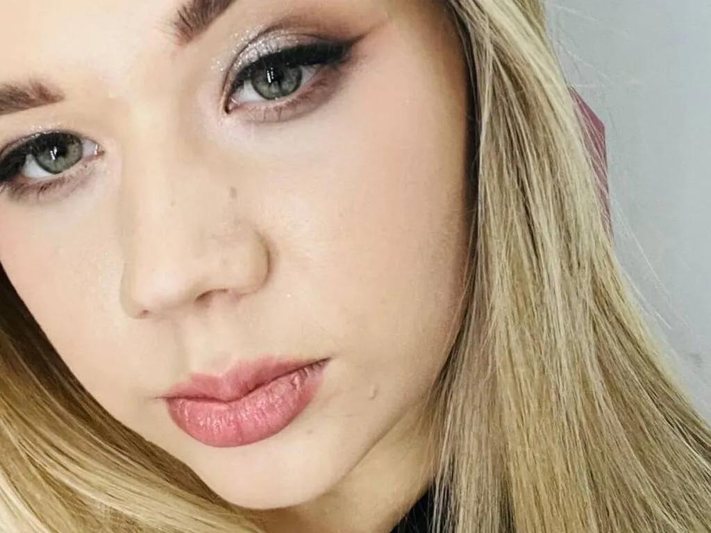 LiveJasmin AminaDigges AminaDigges from LiveJasmin