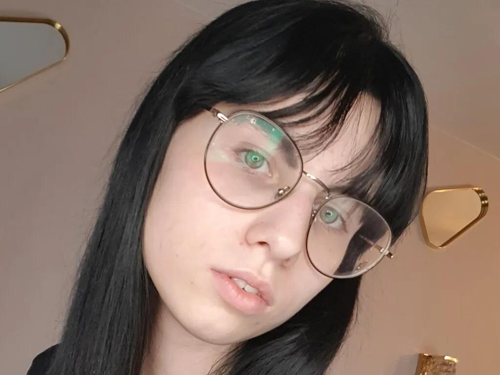 Try 18 years old BarbTrombly from LiveJasmin BarbTrombly from LiveJasmin