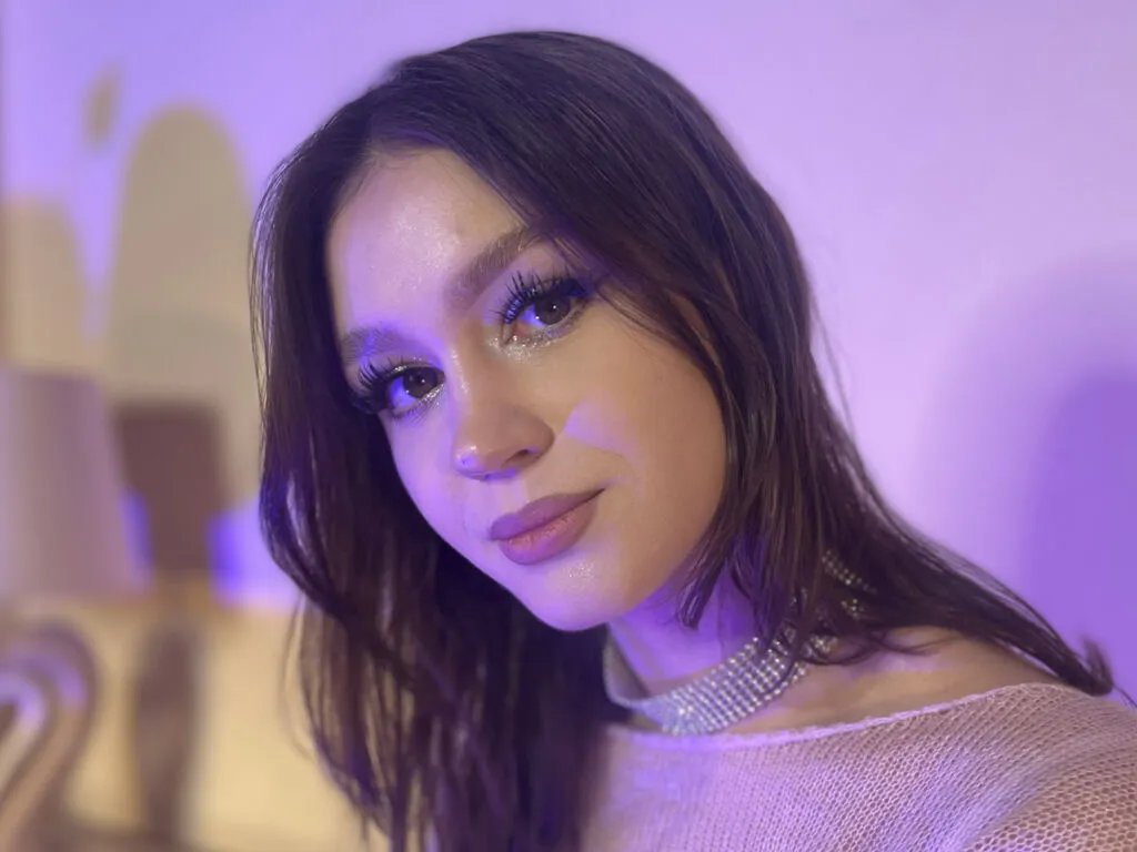 Discover CarmenHill, she wants to masturbate for you CarmenHill from LiveJasmin