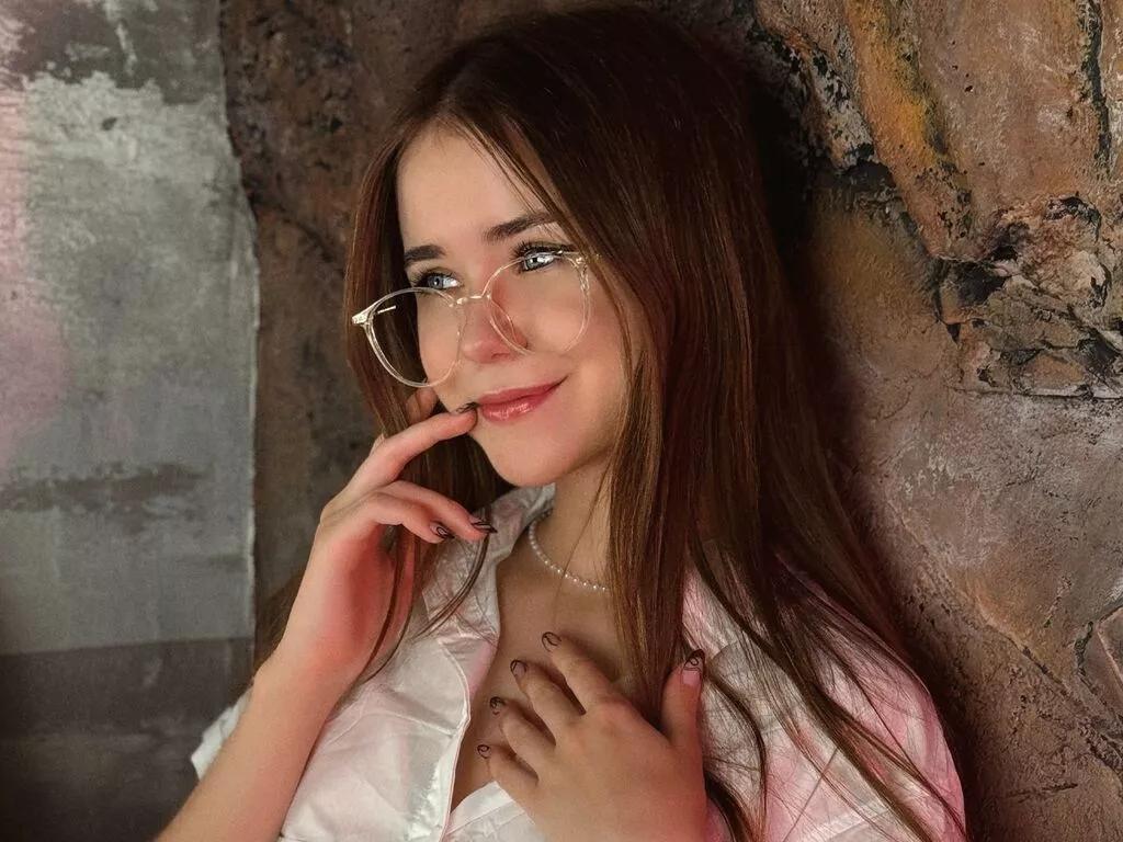Explore 19 years old CharilWilsun from LiveJasmin CharilWilsun from LiveJasmin
