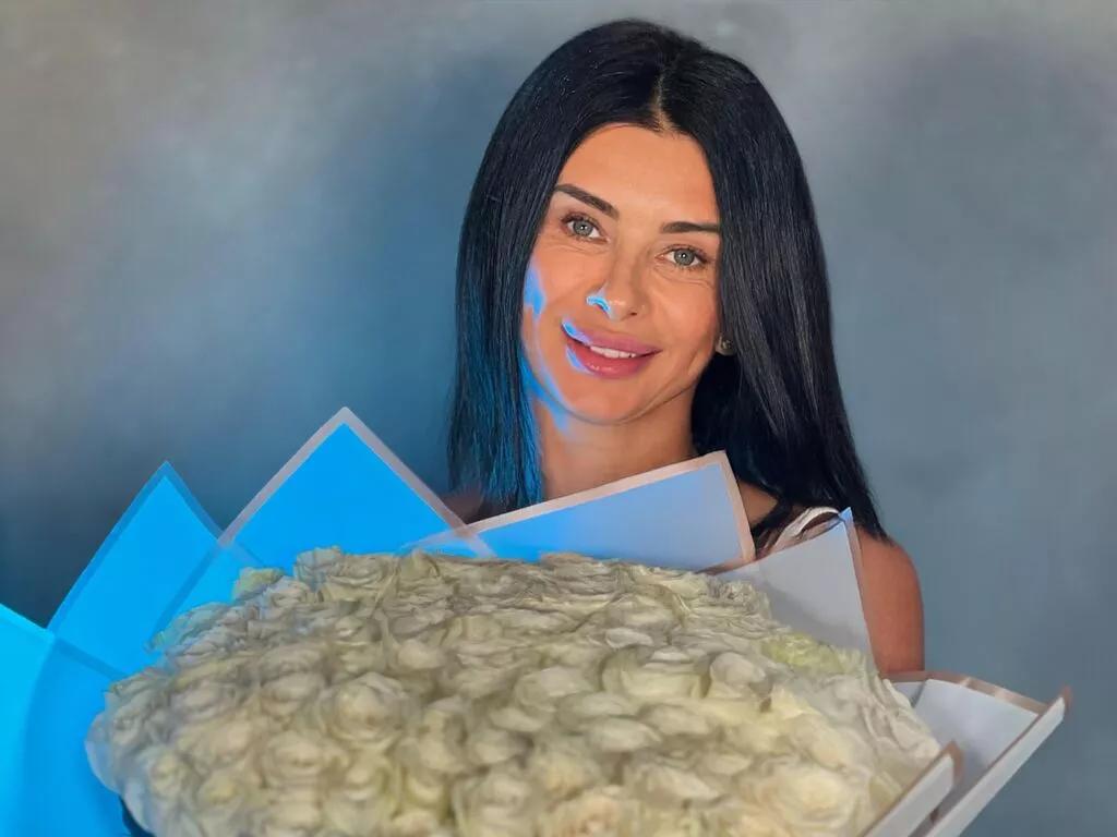 Naked EmmaLevis from LiveJasmin EmmaLevis from LiveJasmin