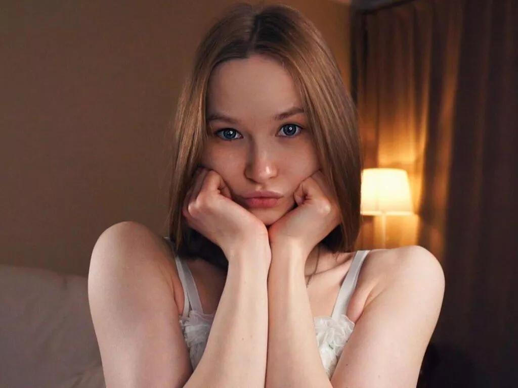 Masturbate to 18 years old FloraBanford from LiveJasmin FloraBanford from LiveJasmin