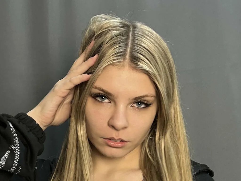 GlendaLabeau from LiveJasmin