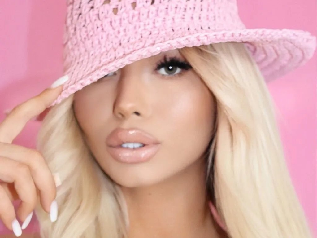 JessieBreen from LiveJasmin