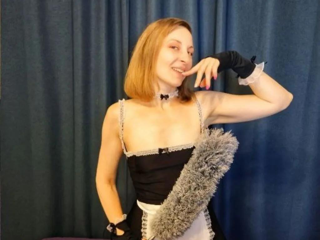 Discover 31 years old KatherineLaveau from LiveJasmin KatherineLaveau from LiveJasmin