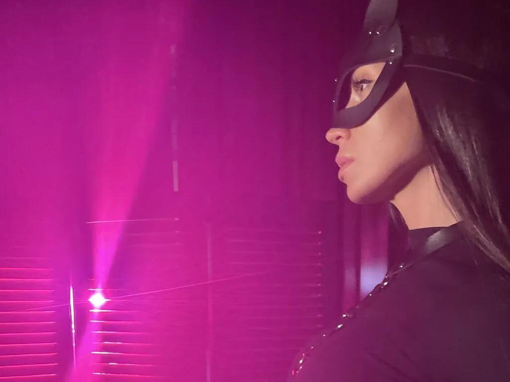 Watch sweet slut LeilaNyman LeilaNyman from LiveJasmin