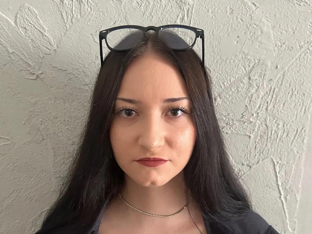 Try 18 years old LessyLuiz from LiveJasmin LessyLuiz from LiveJasmin