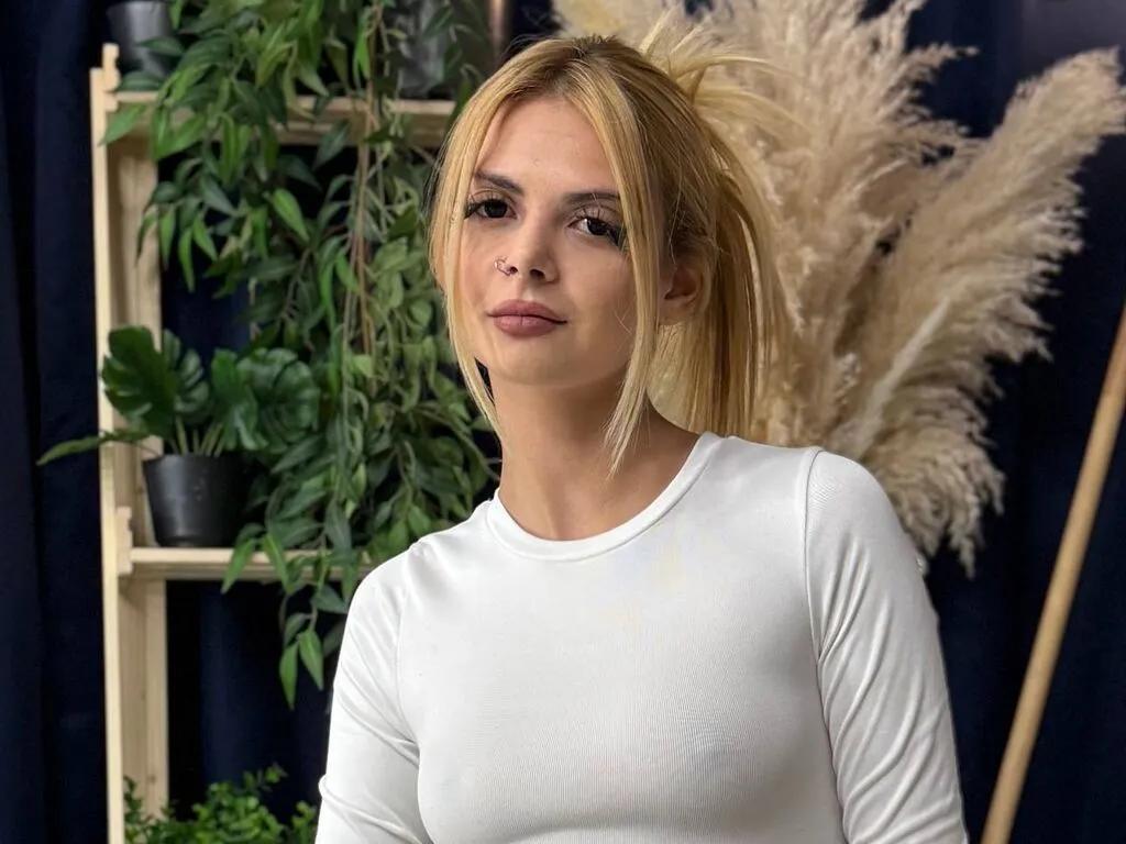 Masturbate to LilianFulwood, she wants to masturbate for you LilianFulwood from LiveJasmin