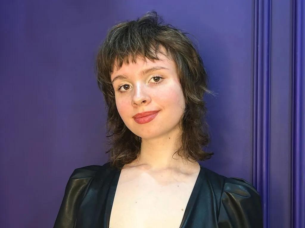 Explore naked escort LillyStark LillyStark from LiveJasmin