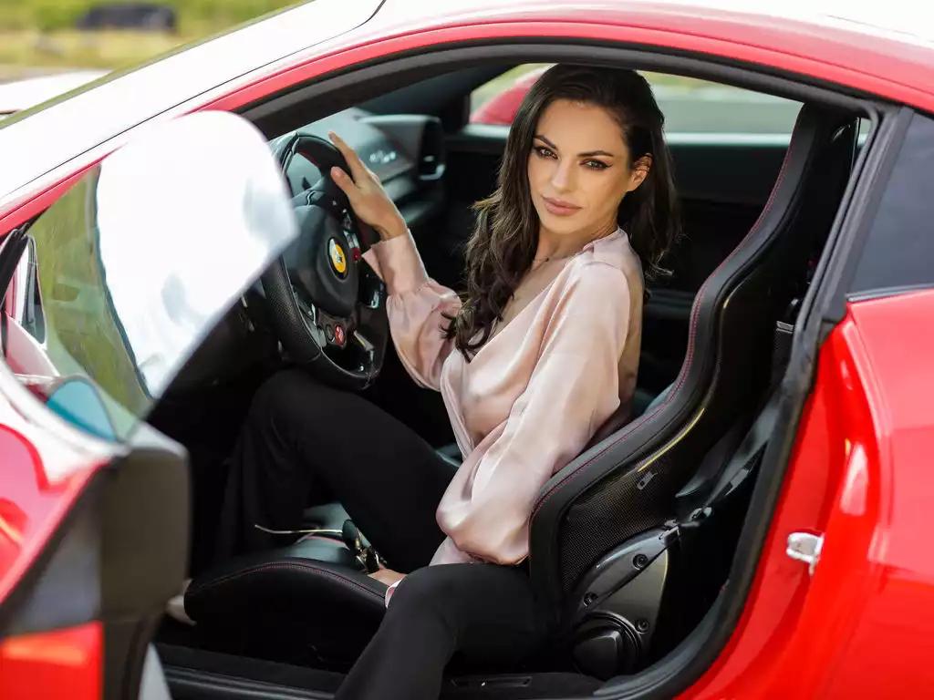 Lizzie from LiveJasmin