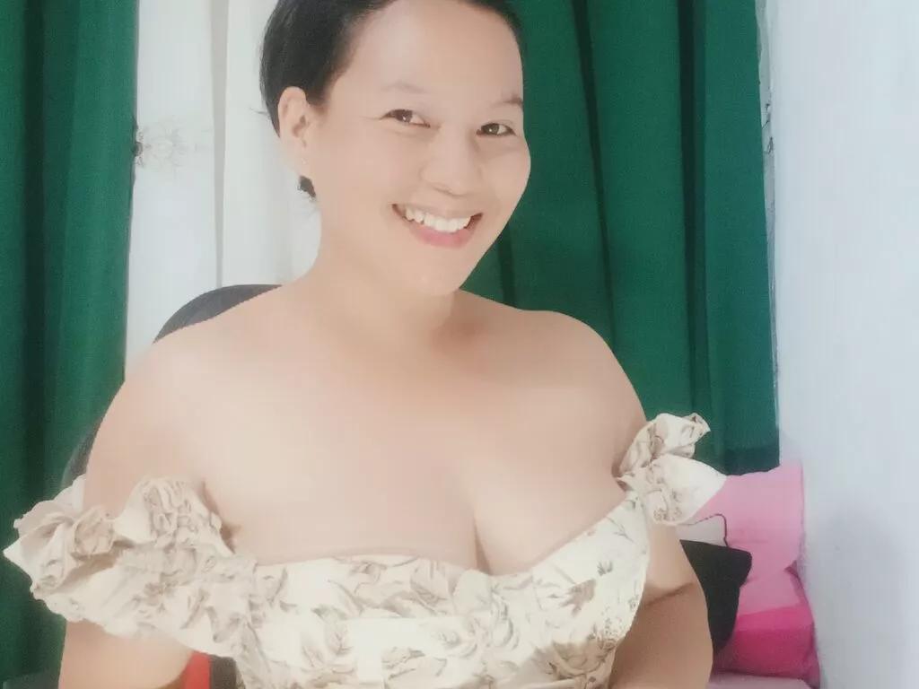 Slutty NessanDison wants you to fuck her body now NessanDison from LiveJasmin