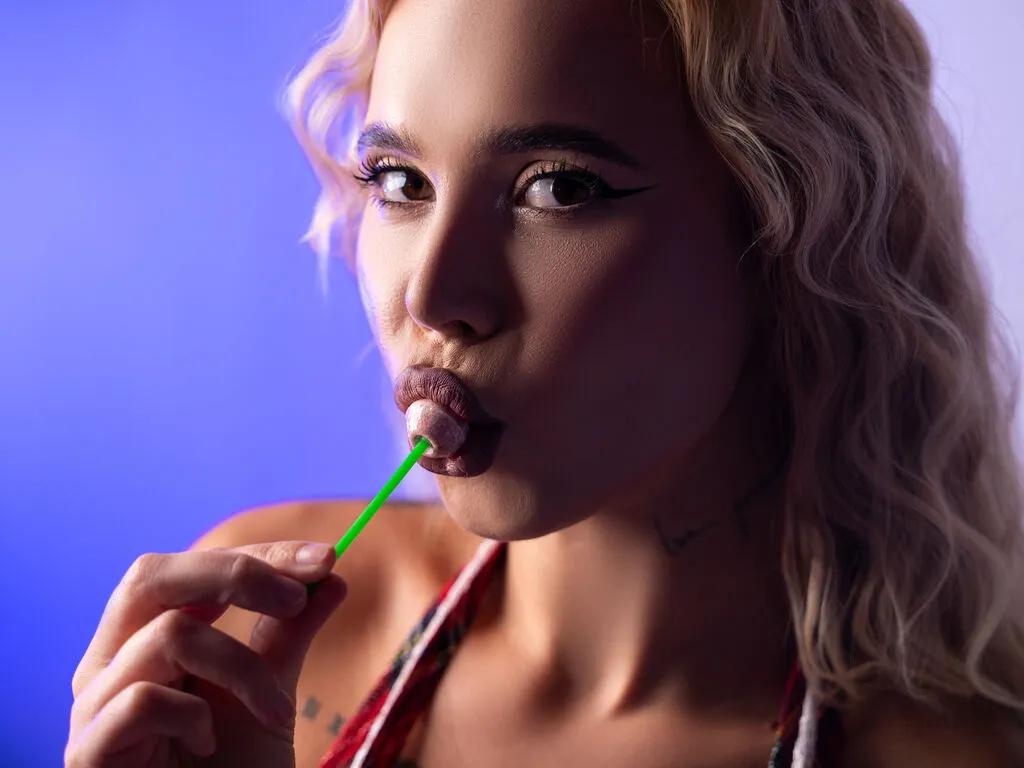 Slutty SandraDymond wants you to fuck her body now SandraDymond from LiveJasmin