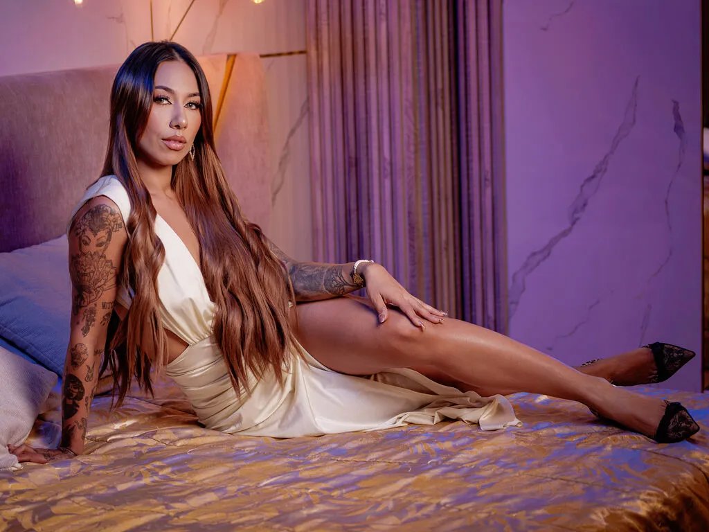 Sweet VictoriaFontaine wants you to fuck her body now VictoriaFontaine from LiveJasmin