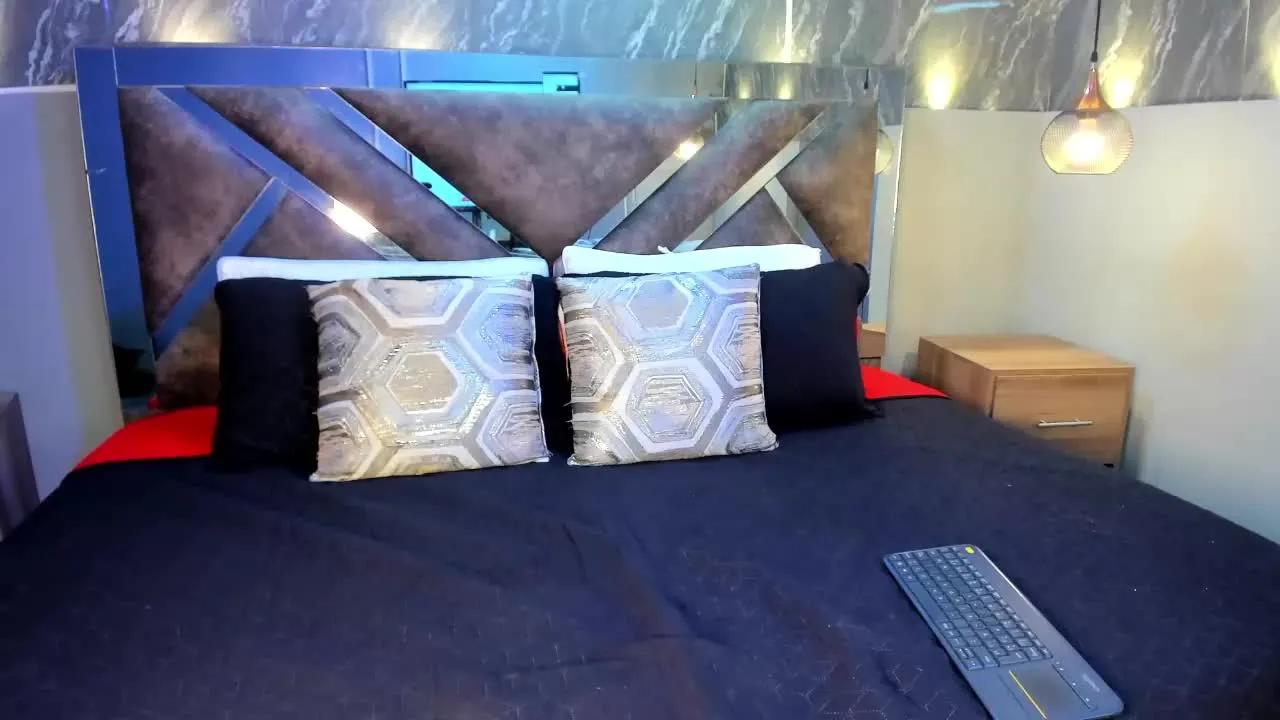 Sexy CelesteWithman wants you to fuck her body now CelesteWithman from Streamray