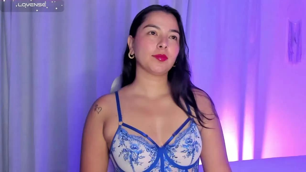 IrisMoiraa from Streamray