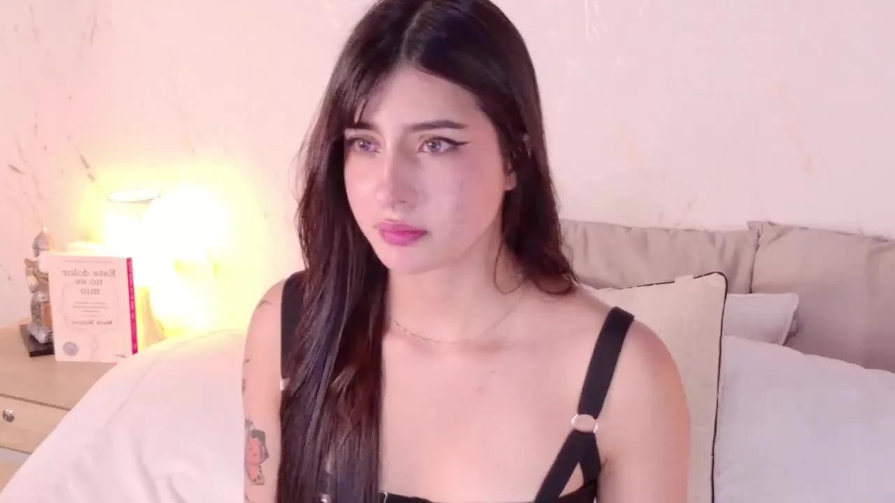 Masturbate to naked slut Naomi_Stone Naomi_Stone from Streamray