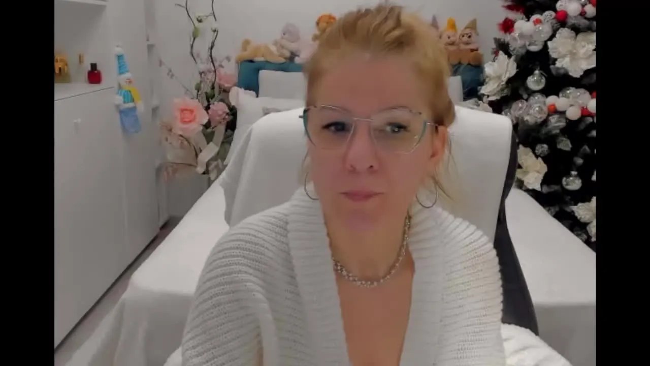 SalomeJade from Streamray