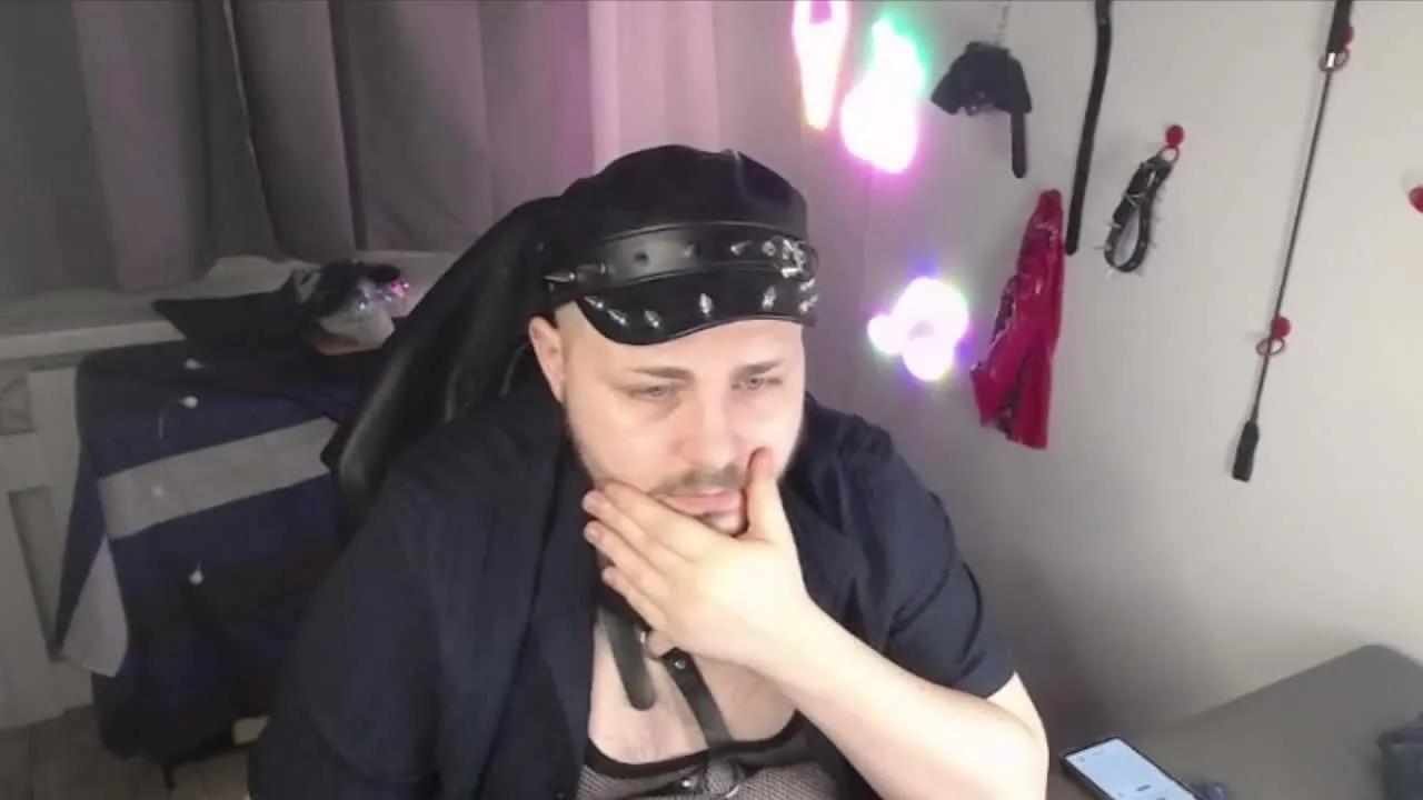 Sweet SirxFabian wants you to fuck his body now SirxFabian from Streamray