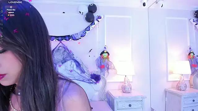 Masturbate to sexy slut AmyBlackwood AmyBlackwood from StripChat