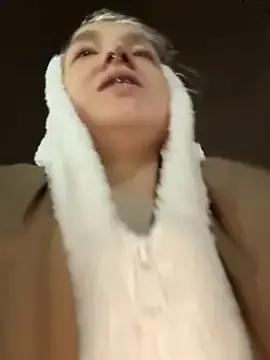 Naked Bambi_lu wants you to fuck their body now bambi_lu from StripChat