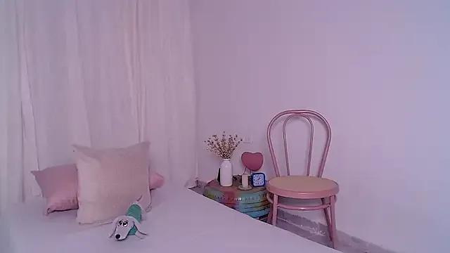 Discover CoralReyes_IH, she wants to masturbate for you CoralReyes_IH from StripChat