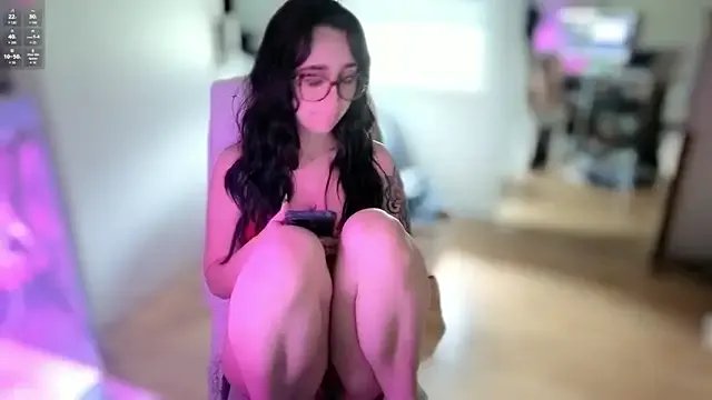 CornetDeGlace from StripChat