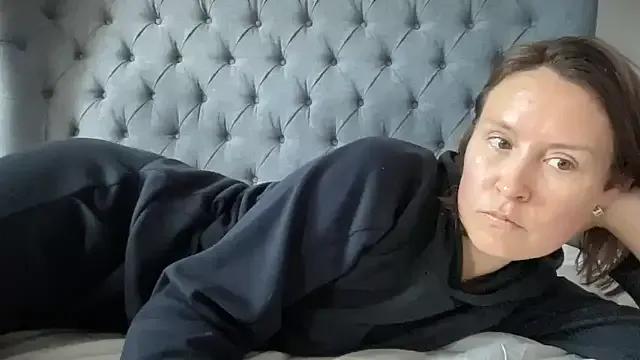 Masturbate to 23 years old eatmypie69 from StripChat eatmypie69 from StripChat