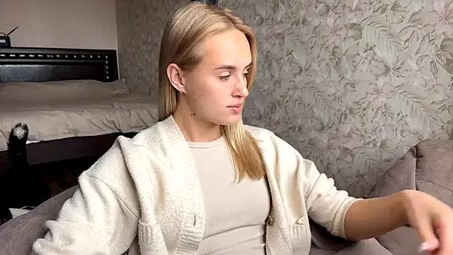 ElisabetLorney from StripChat