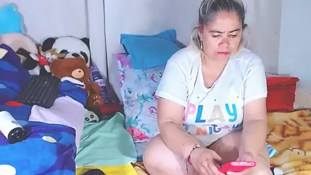 estrellita_fugaz16x from StripChat