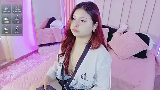 Hanaa_rosse from StripChat