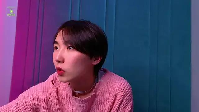 HeejinWang from StripChat