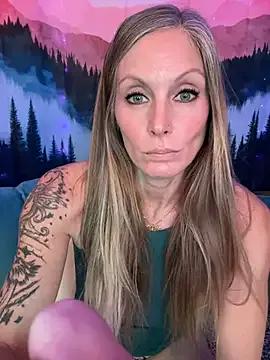 Naked ItsDanniG from StripChat ItsDanniG from StripChat