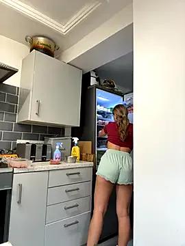 Sweet KayleeBella from StripChat KayleeBella from StripChat