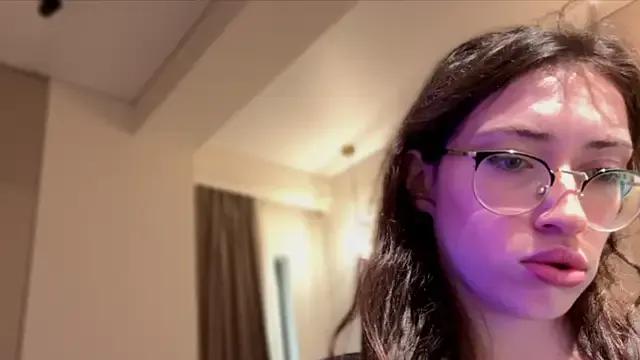 Masturbate to Kelly_Berry__, she wants to masturbate for you Kelly_Berry__ from StripChat