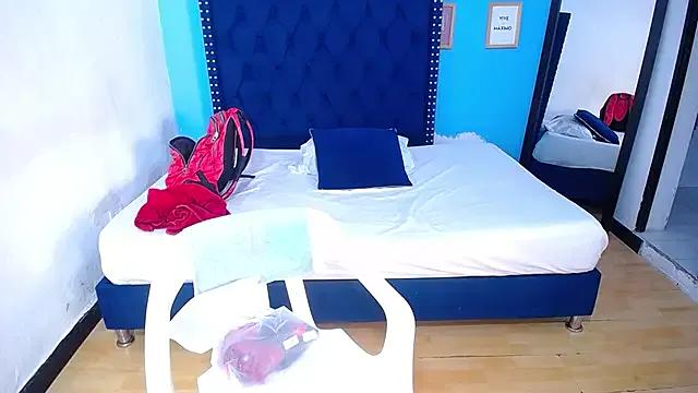 Watch StripChat's Kinky_redhead18 kinky_redhead18 from StripChat