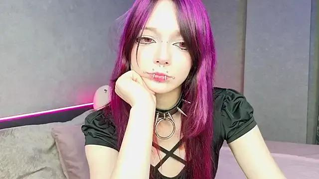 KittieHeart from StripChat