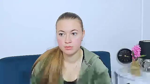 LeaNaughty from StripChat