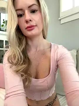 LoveShae_ from StripChat