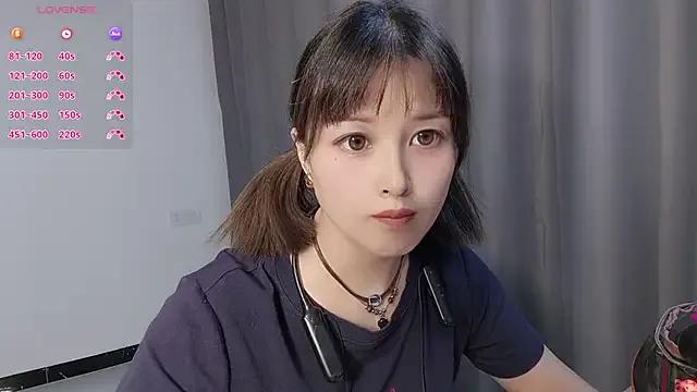 Cute Lucky-xiuxiu wants you to fuck her body now Lucky-xiuxiu from StripChat