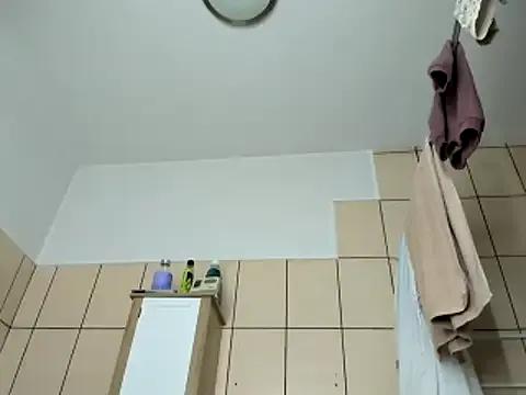 Milky_hairy_mommy from StripChat