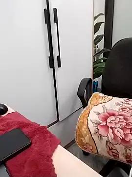 Mina_luna