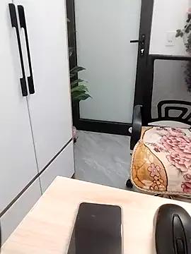 Mina_luna
