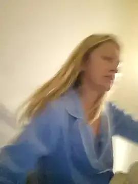 Try Miss____Mia_, she wants to masturbate for you Miss____Mia_ from StripChat