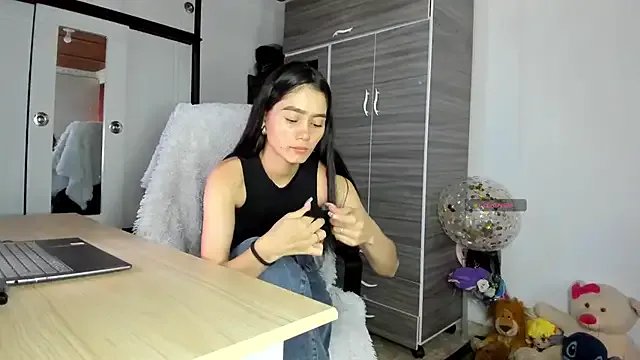 MollyCraft from StripChat