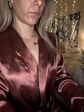 Watch slutty camwhore Nikiita_X Nikiita_X from StripChat