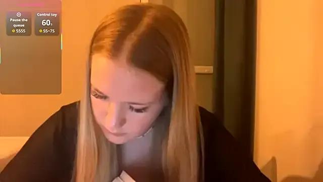 Explore cute model PandaFluff PandaFluff from StripChat