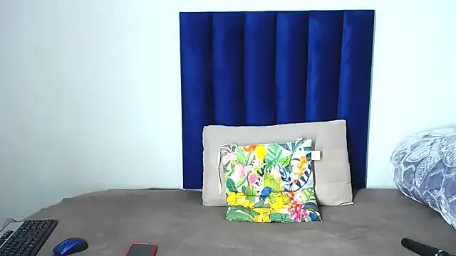 Explore naked escort Pinkdollyg Pinkdollyg from StripChat